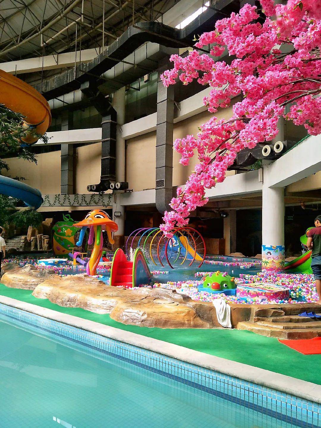 感恩等待,清凉一夏丨康业温泉携"惠"而来!6月1日全面复工!