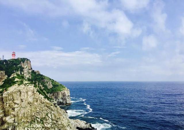 岱山島,漁山島有大小島嶼1390個是中國東海水域內的一個島群浙江舟山