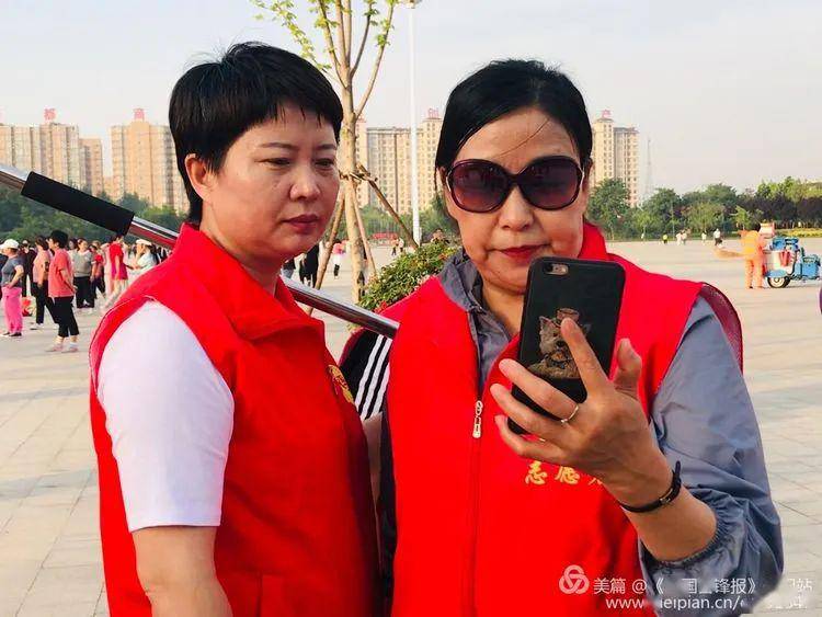 内黄县举行第二次雷锋志愿者公益宣传活动