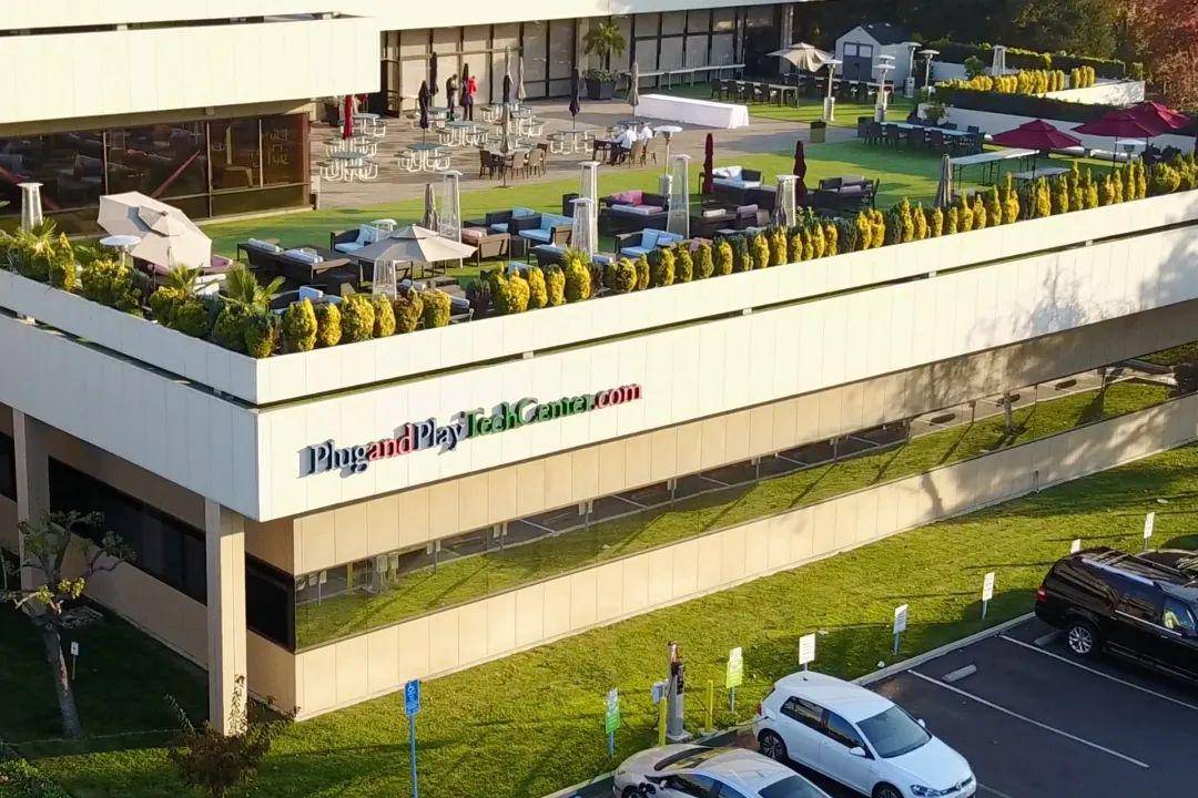 plug and play 位于硅谷桑尼维尔的总部