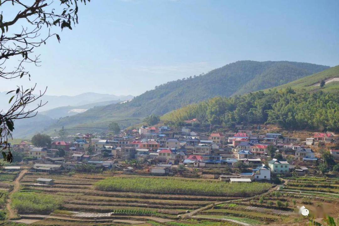 脱贫攻坚上允镇下允村实施整村推进推出发展新速度干出奋斗新精神