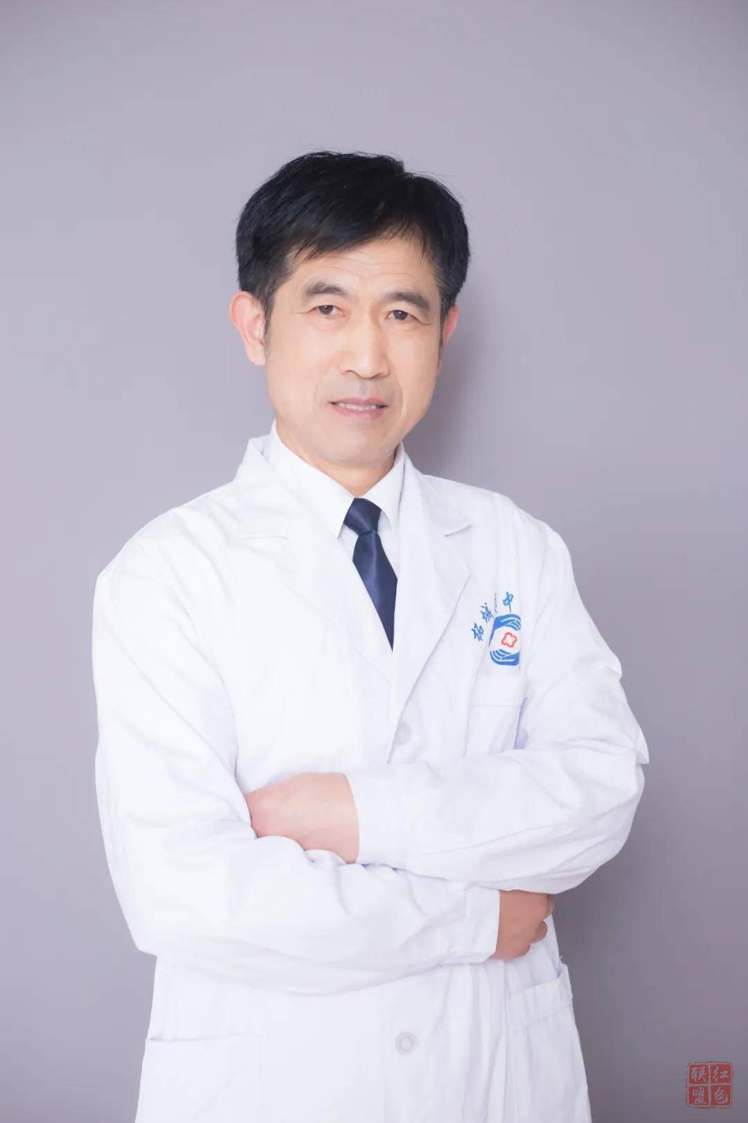 余国飓四十年来从医路誓做百姓好医生