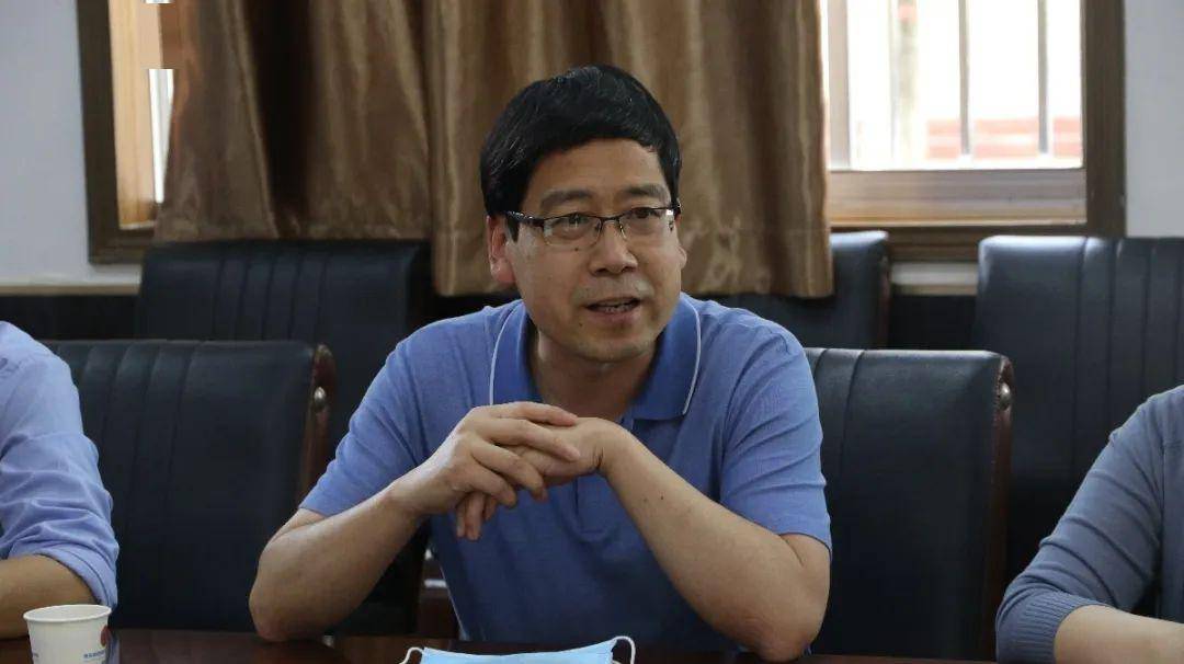 刘深副校长致欢迎辞