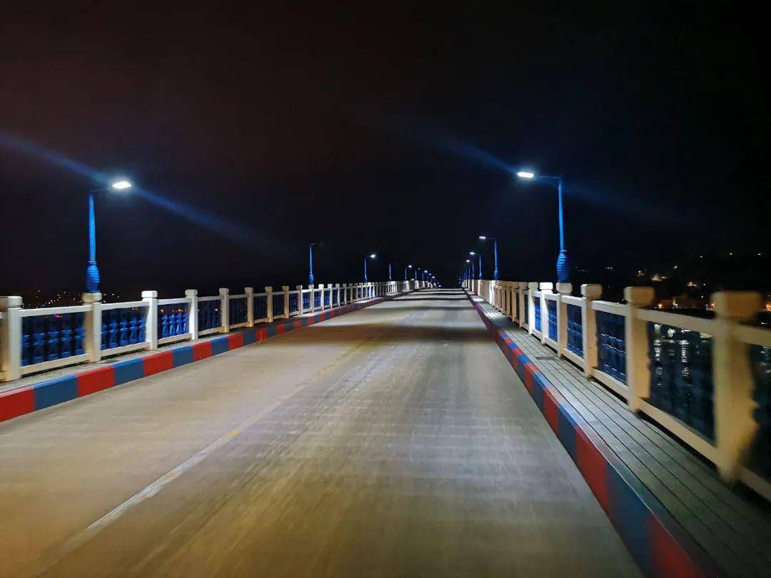 嵊泗人晚上也能乘到公交车啦!