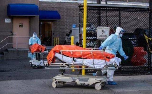 还说出了美国疑似谎报疫情数据的消息