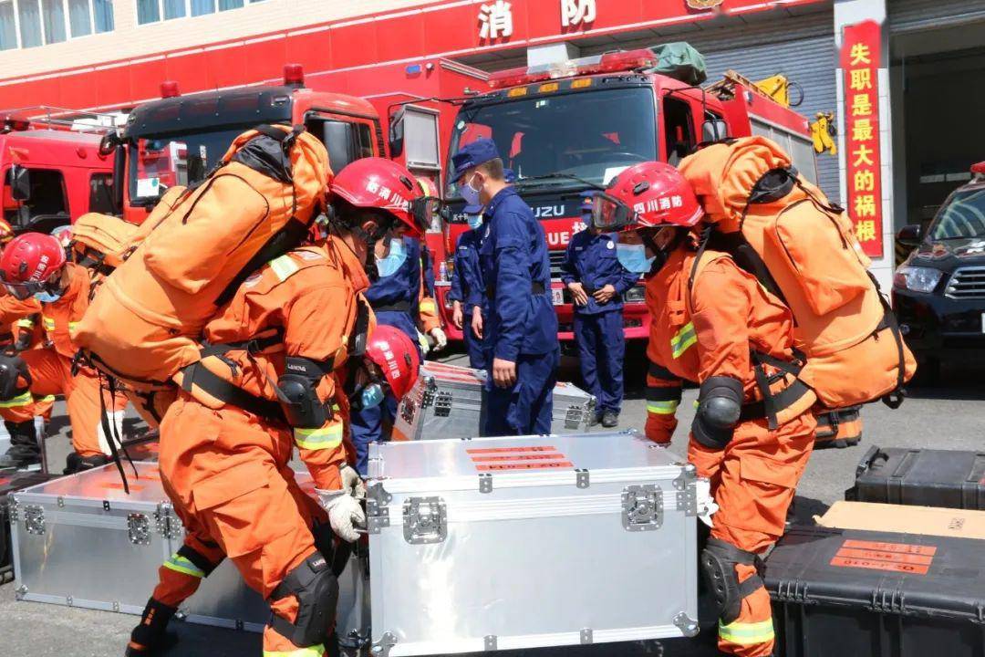 新蓝淬火四川835名新招录消防员进入实战化训练阶段