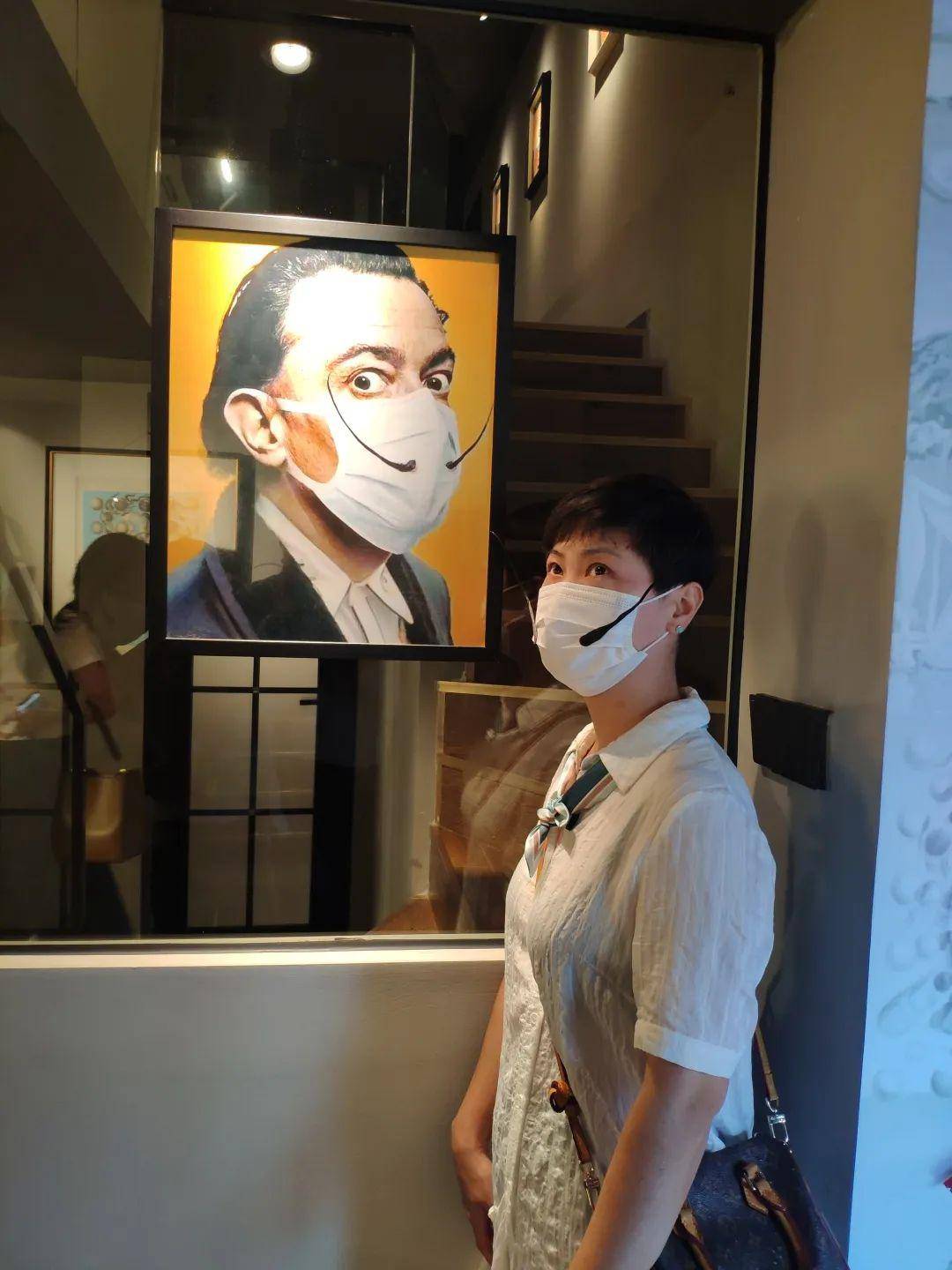《加拉的晚宴》达利艺术展一场超现实的视味听盛宴降临古堰画乡