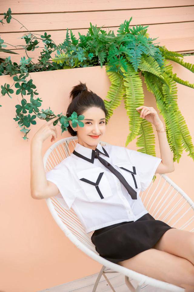 俏丽养眼——许芳铱