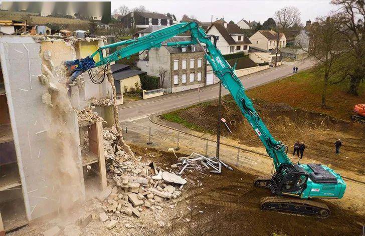 专门硬碰硬的sk400dlc-10拆楼机!欧洲已抢疯!_手机搜狐网