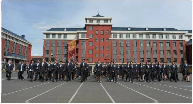 直播云探访德强初中所学为所用数语外如何在初中阶段精准发力