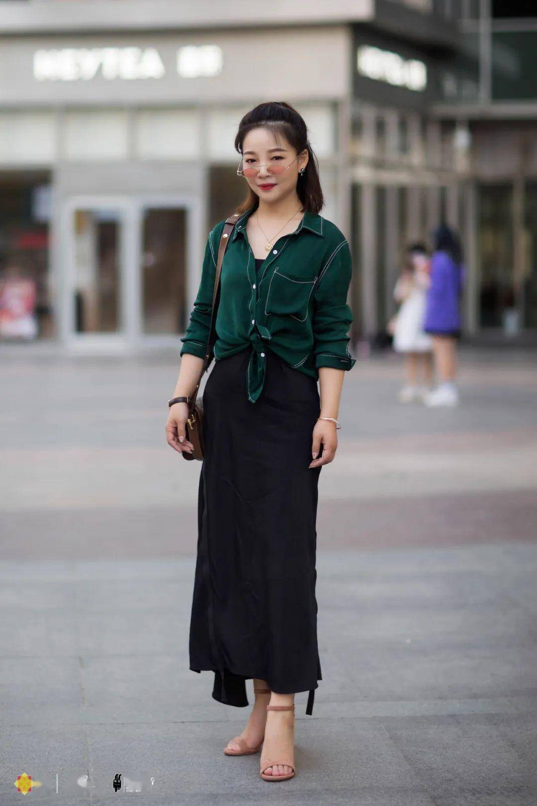 拍了上万张街拍才明白新田360广场就是郑州的三里屯