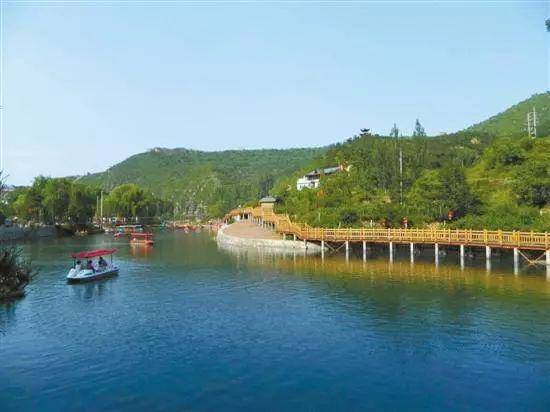 白羊峪必不可少的品牌活动月;先后承办了迁安市首届长城山野绿道