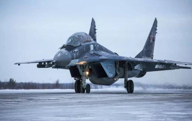 批四代俄战机抹掉机徽参战,土耳其终尝惨败,数十架军机被击落_俄罗斯