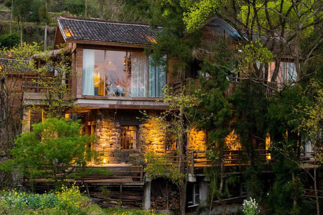 山阁·耕云钓月丨梯田里"长"出的温暖民宿,用7间房就打造成梦里家的