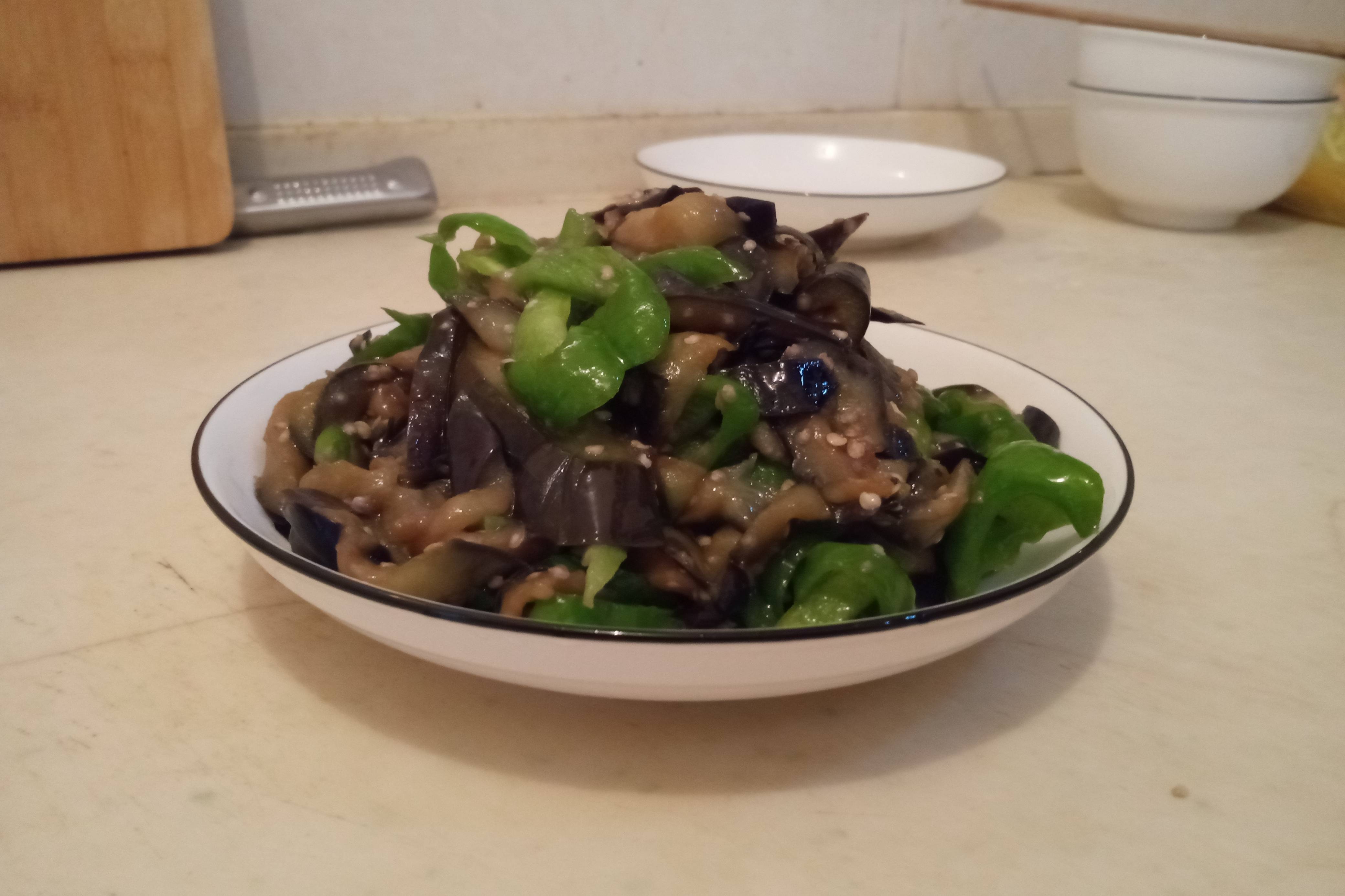 清炒茄丝普通家常菜爽口下饭夏季家常