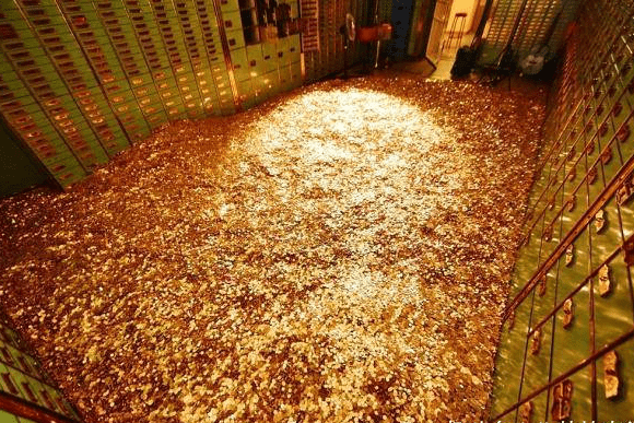 世界上最大的“金库”长啥样？藏在地下100米，储存黄金达5万吨_手机搜狐网