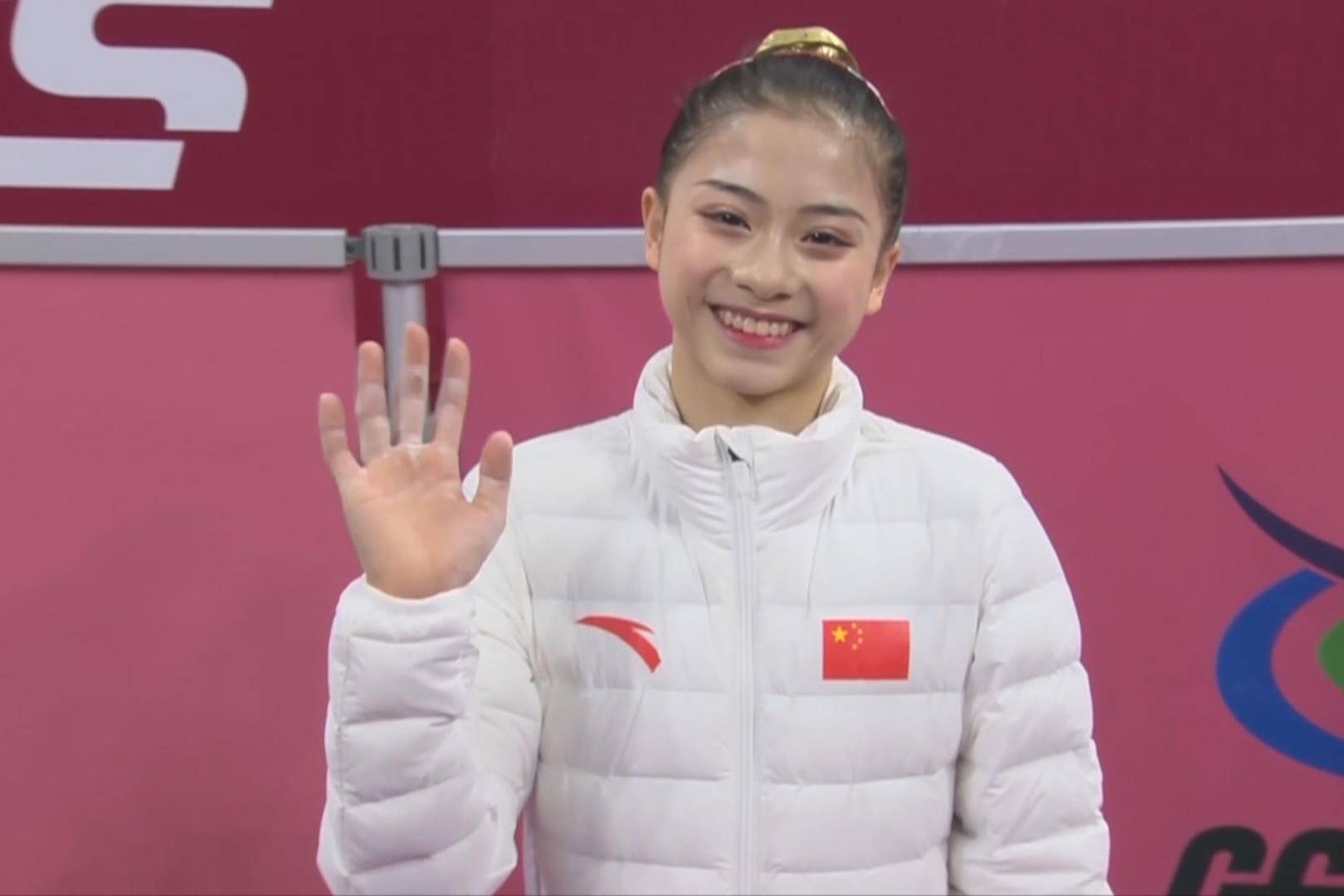 美翻了川妹子李诗佳惊艳亮相