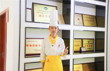 庞兴华：青春绽放在华南，获厨师奖项无数