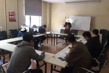 深圳鹏爱医疗美容医院非法行医诈骗害人 拿百姓