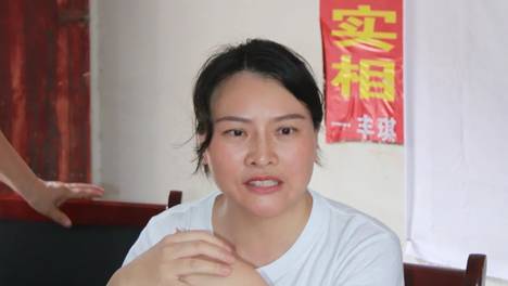 站长李伊滢,李桂清三位心灵环保公益天使组团开展心灵环保公益行动,为