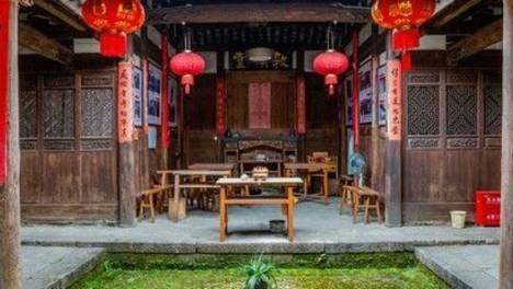 中堂的文化：严格有序，中规中矩！