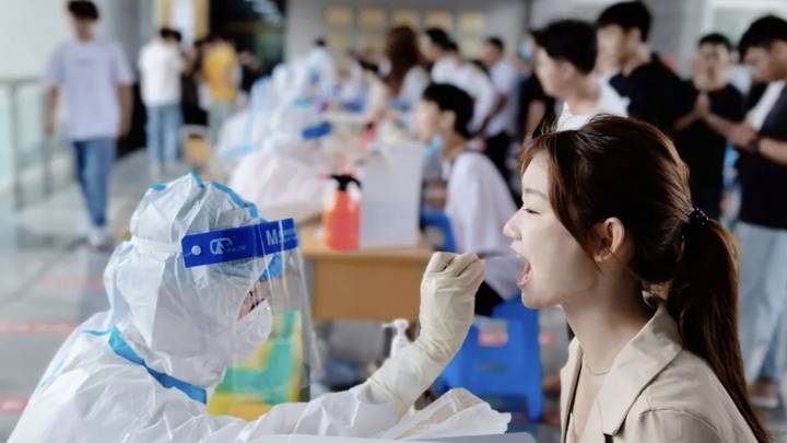 你支持常态化核酸检测还是大规模封控？