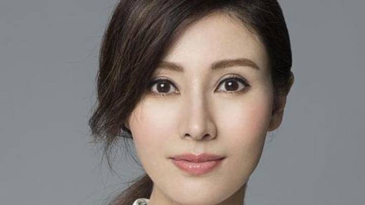 51岁李嘉欣自曝病危抢救48小时，是在捡回一条命吗？