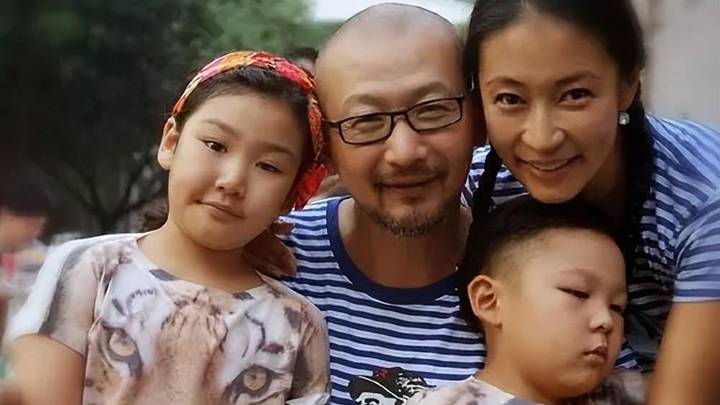 丁昱彤喊话梁静要其退出电影圈，你认为她会和管虎结婚吗？