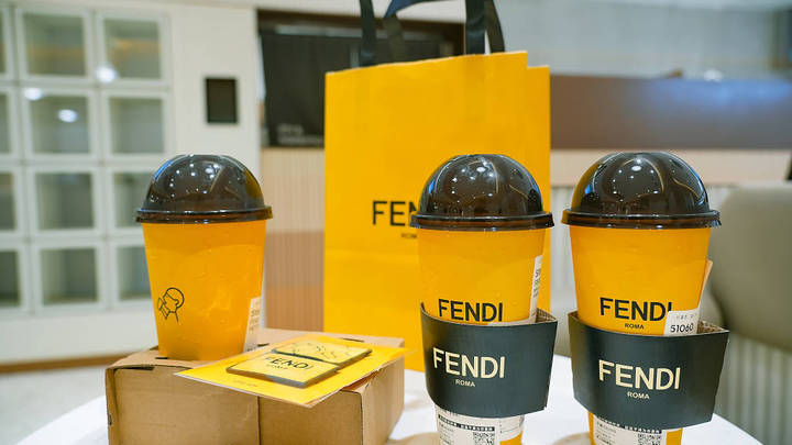 奢侈品牌FENDI和喜茶联名会拉低了自己的调性吗？