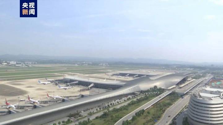 广西南宁机场逐步恢复开通至东盟国家航线航班，你能接受吗？