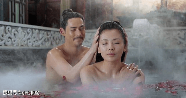 43岁的刘涛这次翻车了与周渝民泡鸳鸯浴满屏的油腻观众直呼不敢看