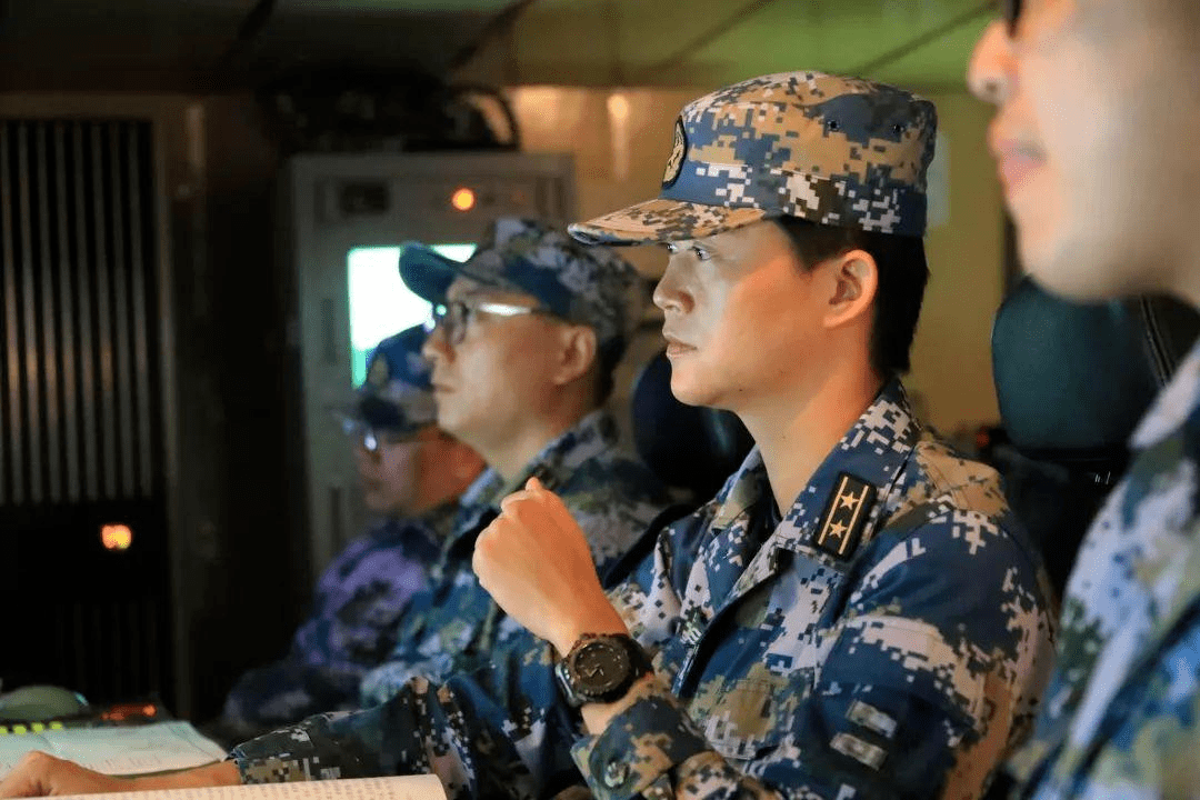 正因为有韦慧晓这样的女性,才给了我们更多突破自己的勇气正如作家