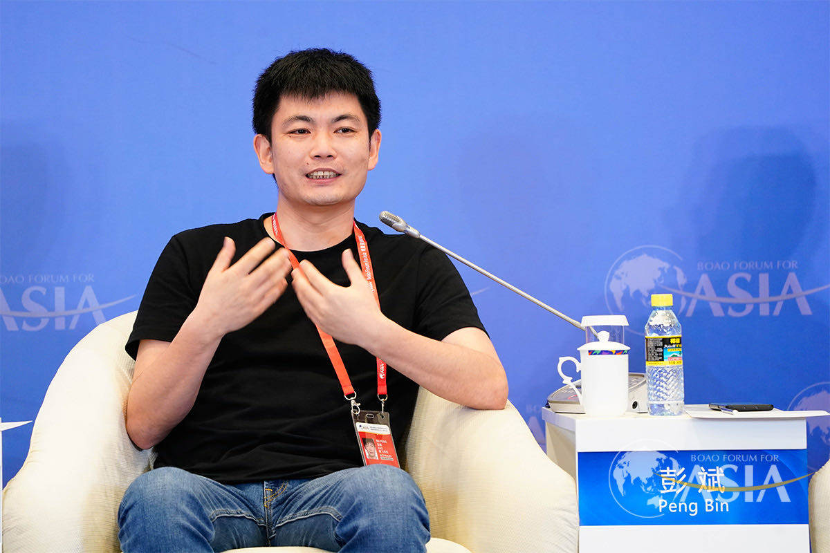 极飞科技彭斌未来种地将由机器人完成粮食安全不再是问题