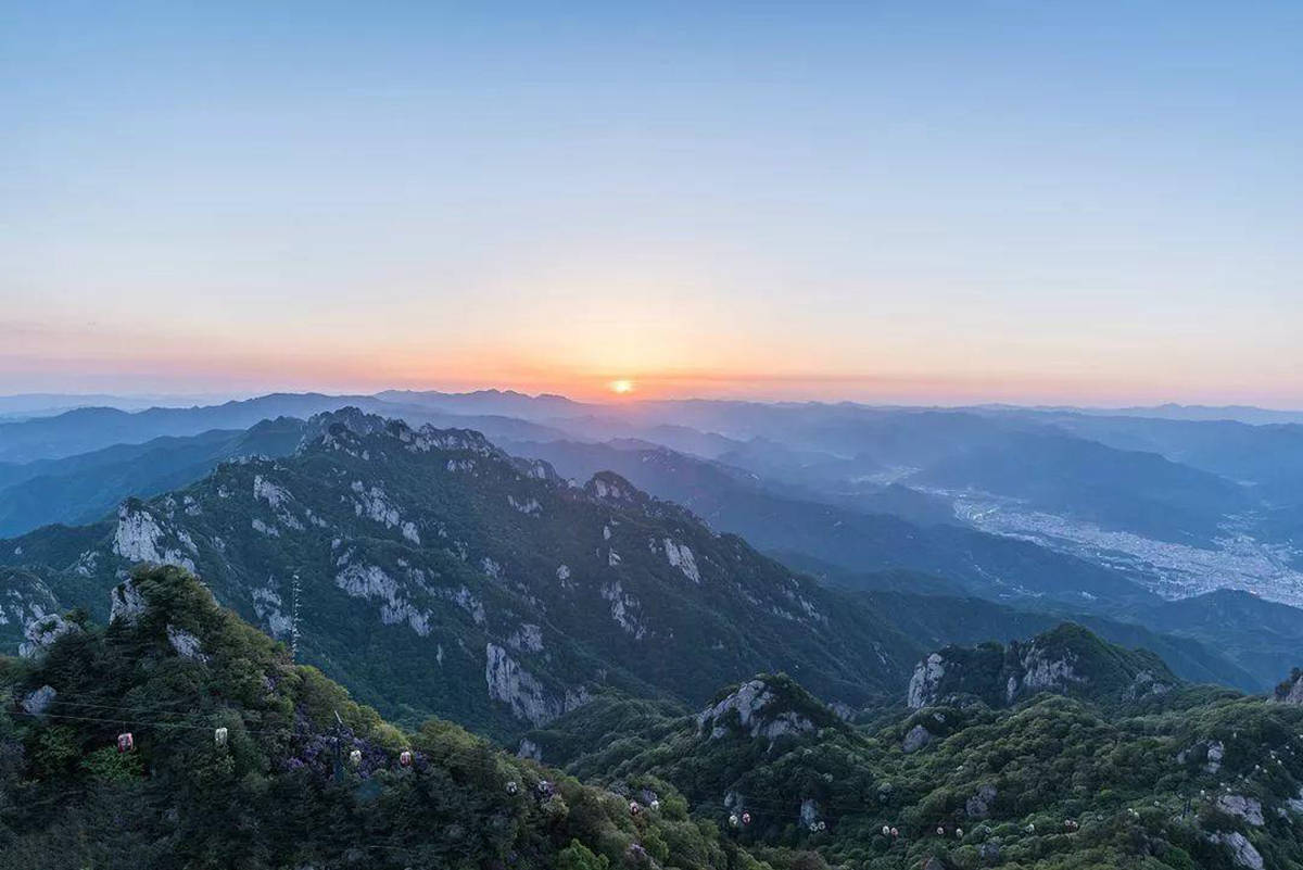 秦岭神树取景地图片