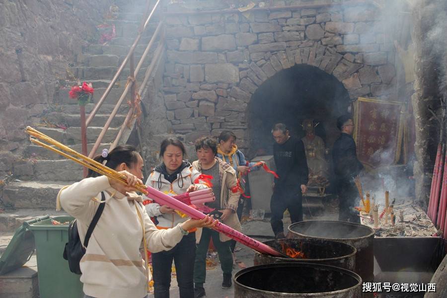 原创五一假期打卡绛县东华山盐湖夏县临猗万荣人赶紧来赏花登山祈福