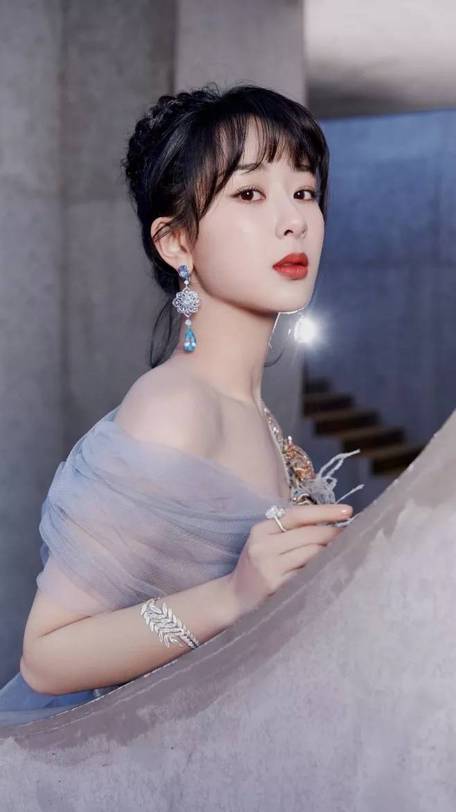 杨紫最新绯闻 88db7864eb6d444d84e847fe1bcb17b5.jpeg