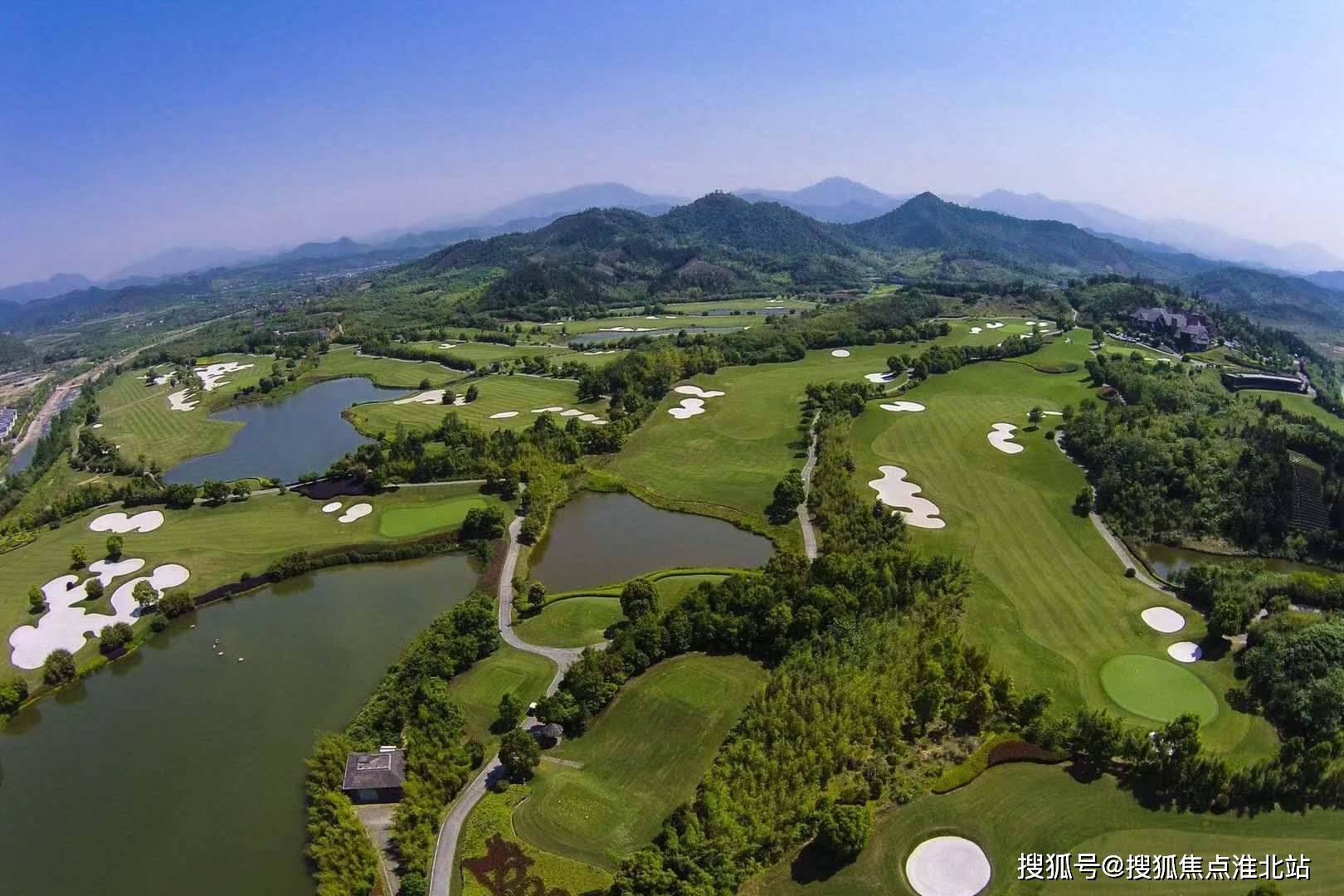 龙山湖高尔夫图片