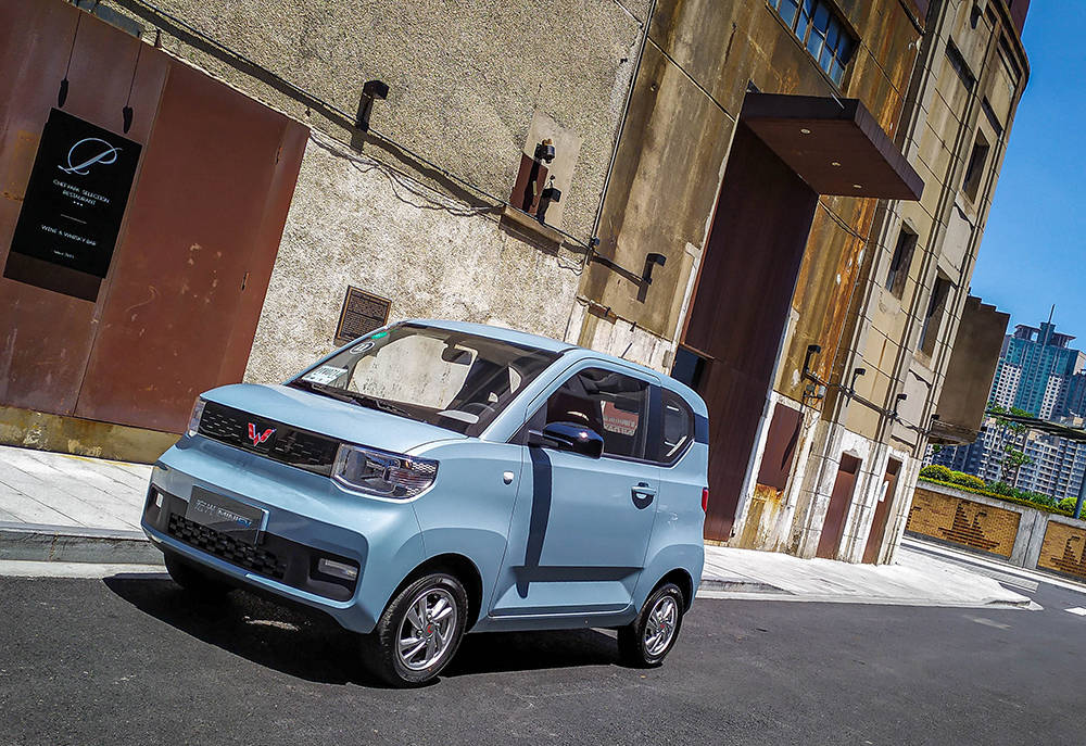 上海暂停五菱宏光miniev上绿牌说明什么