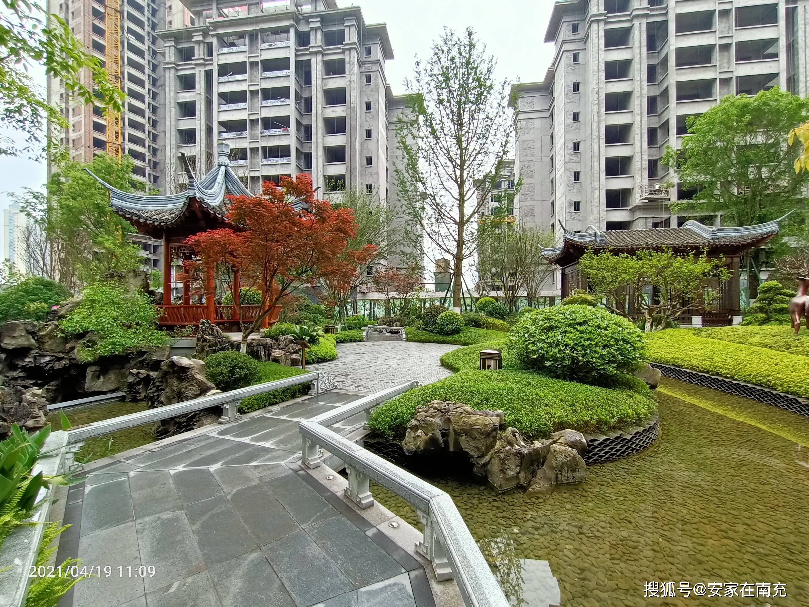 南充顺庆荆溪鸿通伴山半岛小区内部园林景观欣赏