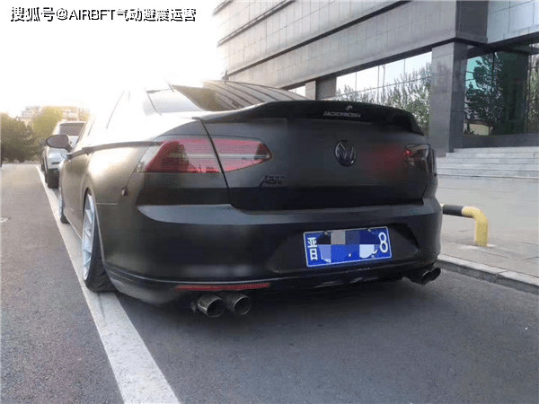 李洋讲述迈腾b8airbft气动避震改装的低趴梦