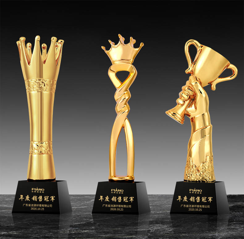 艾特卡乐个性定制注重工艺展现奖杯之美 让高光时刻更显美好_水晶