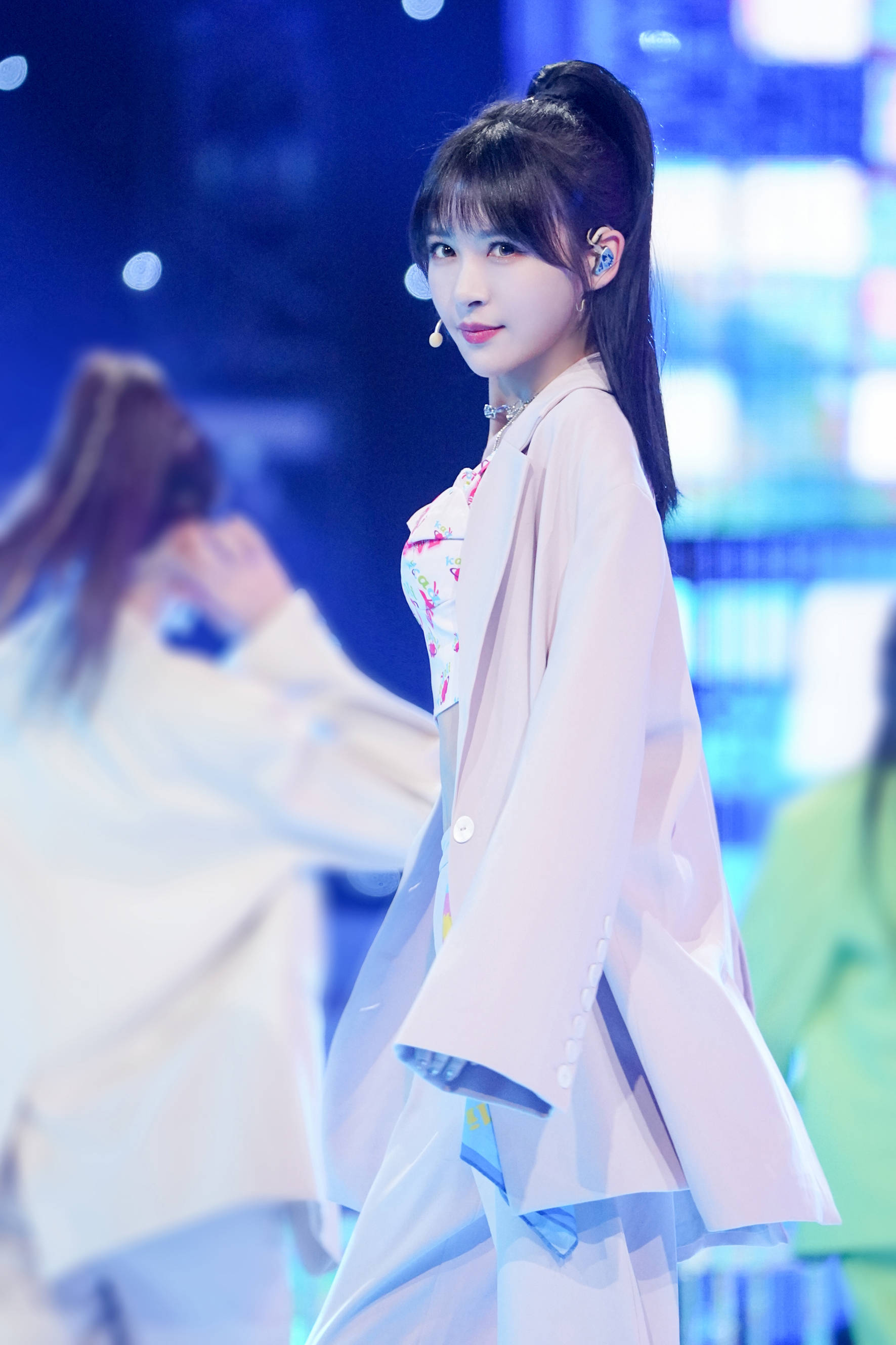 金曲青春snh48丝芭家族演绎什么是快乐星球传递快乐能量