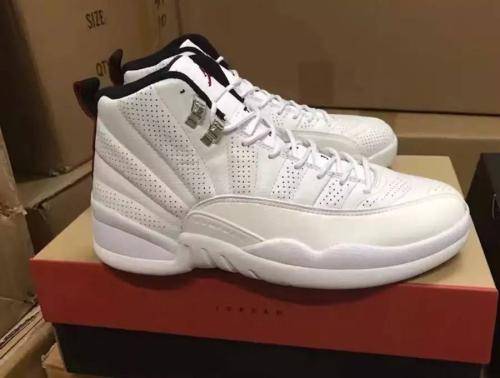 aj12脚感怎么样 aj12实战测评_zoom