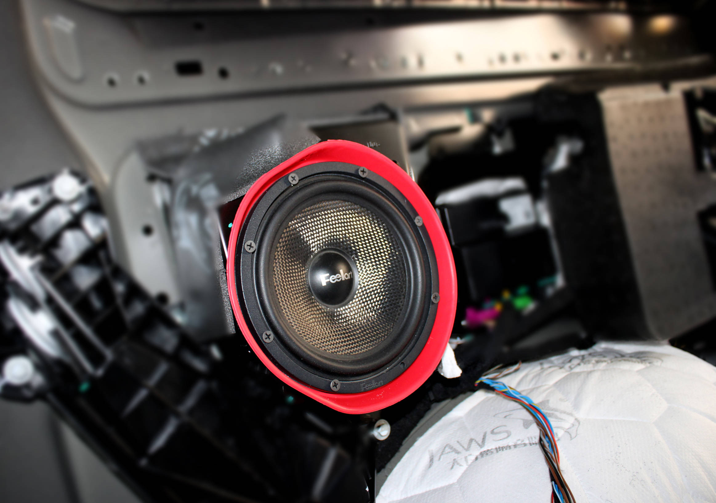 奔驰唯雅诺汽车音响改装案例勾勒向往的音乐世界