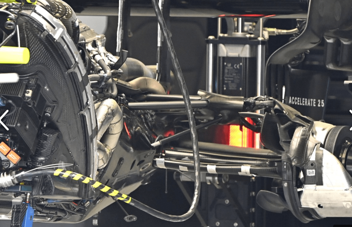 变速箱载体,以及它是如何包装他们的后悬挂元素最大的空气动力学增益