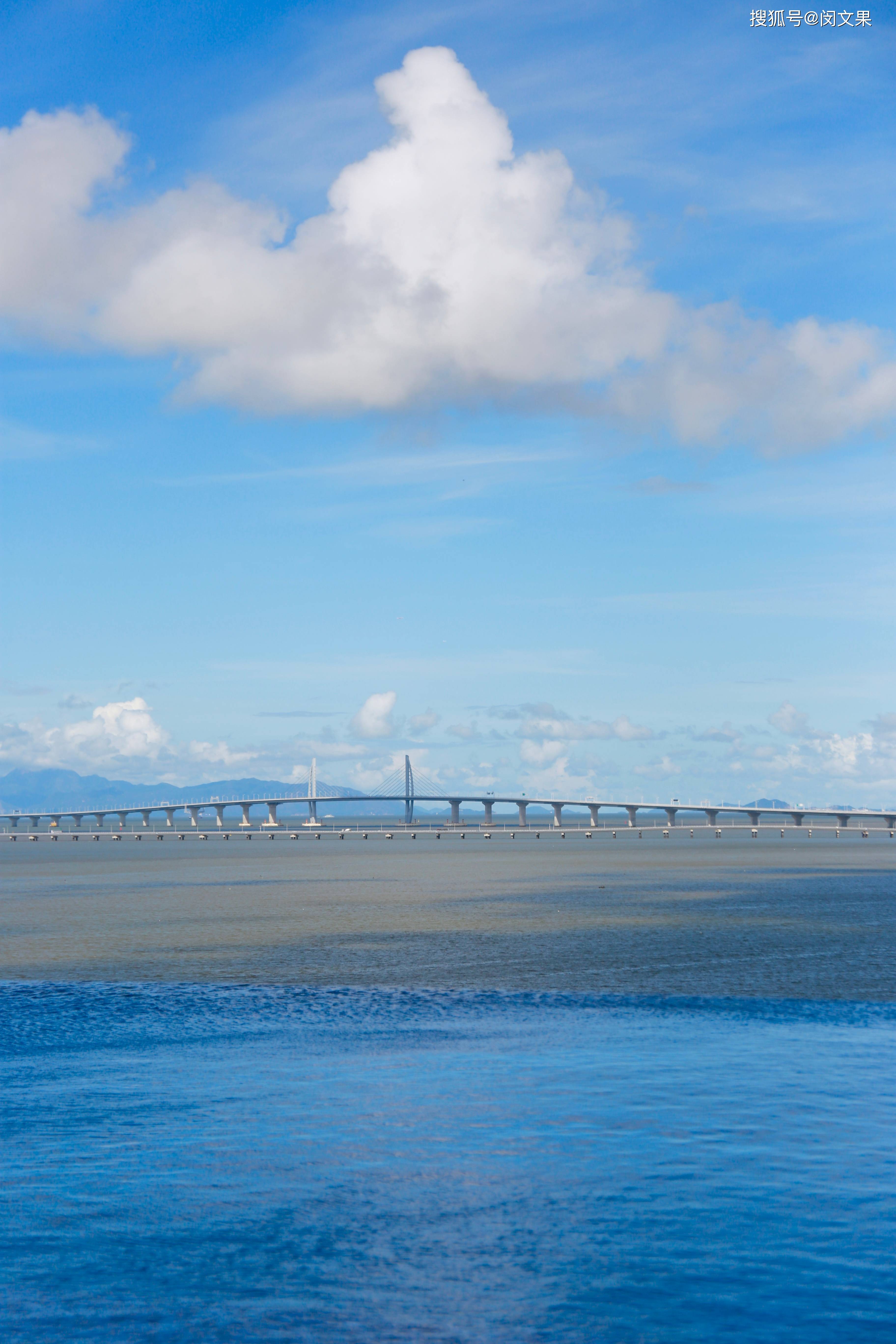 坐拥港珠澳大桥绝美海景地段优越澳门的邻居珠海仁恒洲际酒店