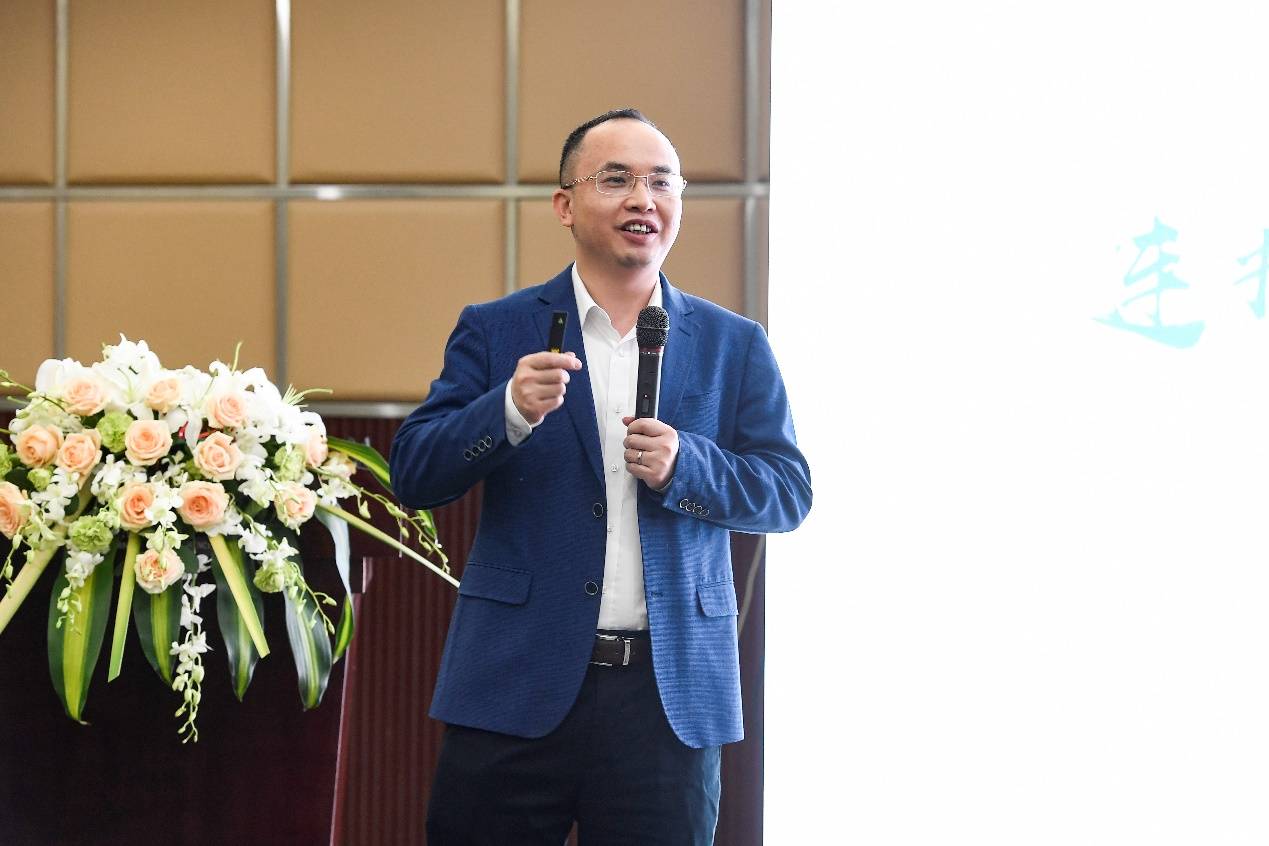 润联智慧科技有限公司助理总裁兼智能科技服务部总经理唐小林表示建设