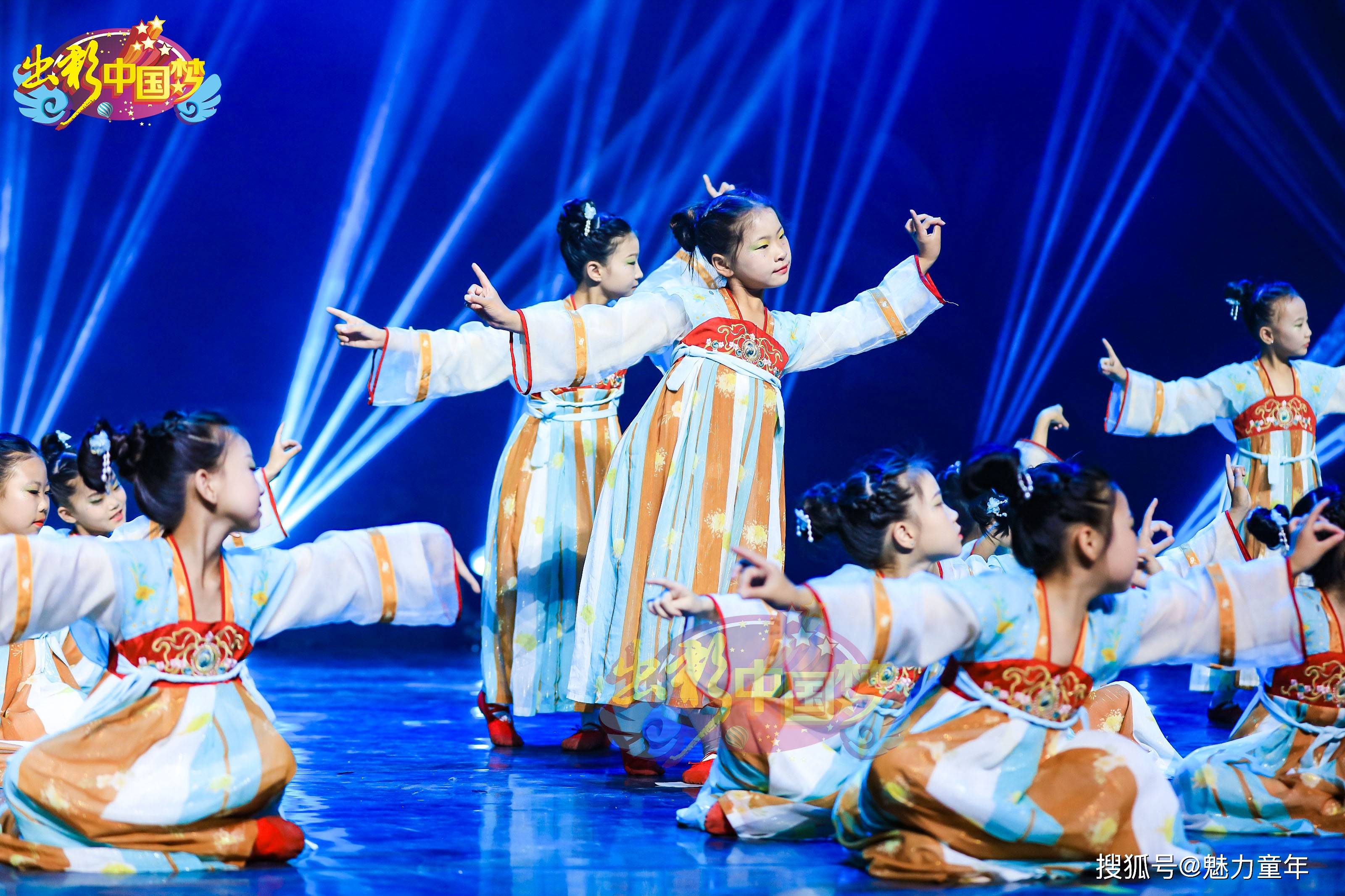 出彩·中国梦青少年艺术测评展演—《小酒馆》