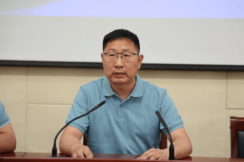 衡水二中举行网易有道词典笔捐赠仪式