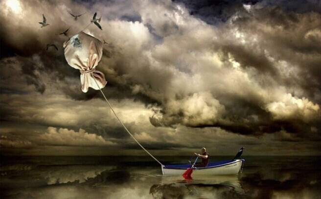 梦境迷雾，解析梦见蛇爬入亲人坟中的深层含义